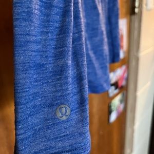 Lulu lemon workout top